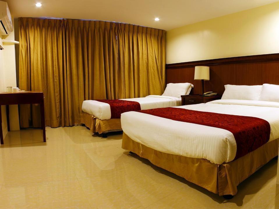 Chinatown Lai Lai Hotel Inc Manilla Buitenkant foto